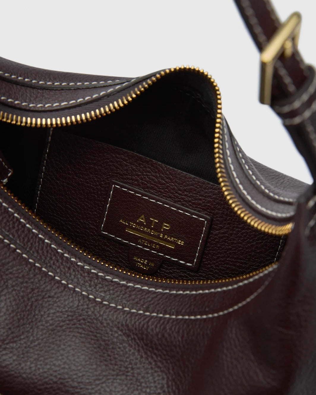 ATP Atelier Liveri, Walnut