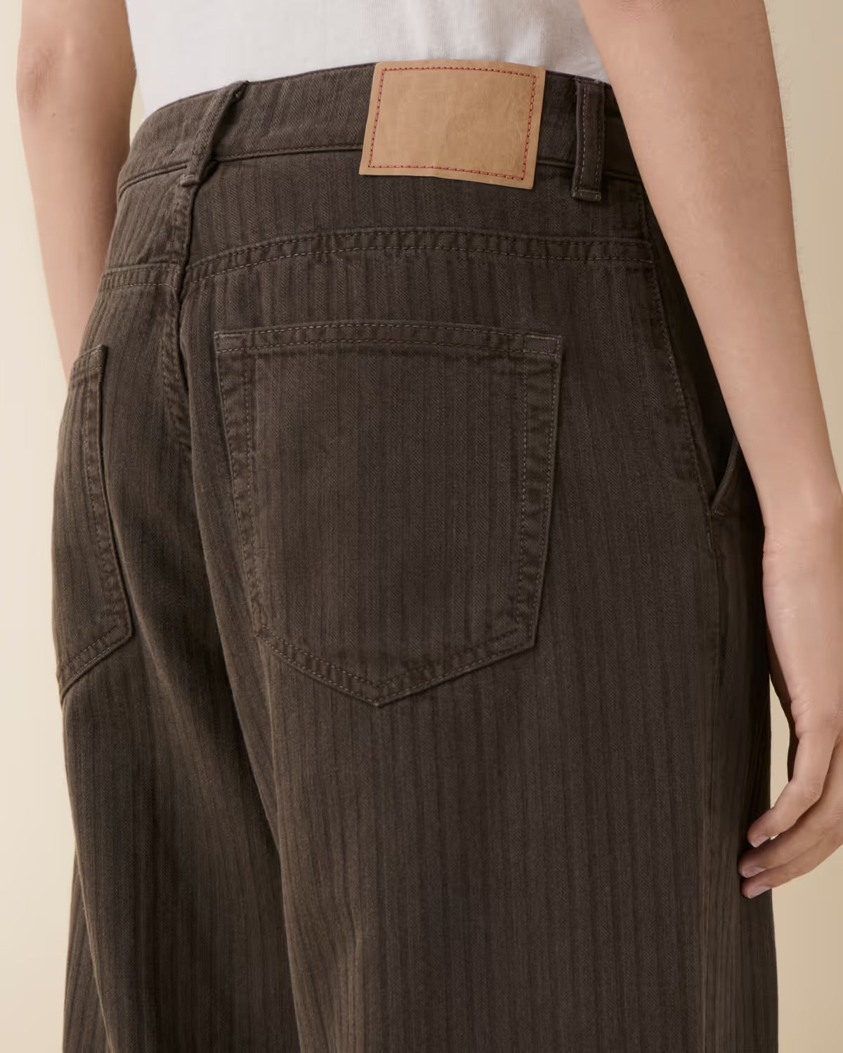 Jeanerica Belem Chino, Chevron Brown