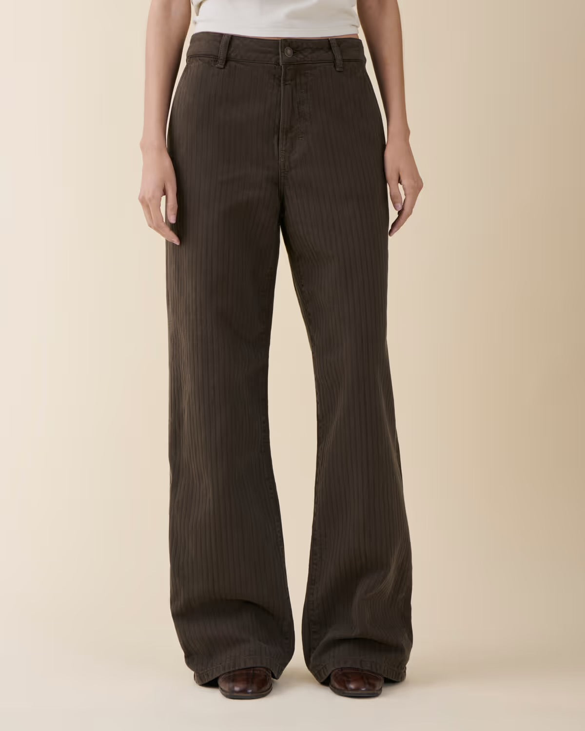 Jeanerica Belem Chino, Chevron Brown