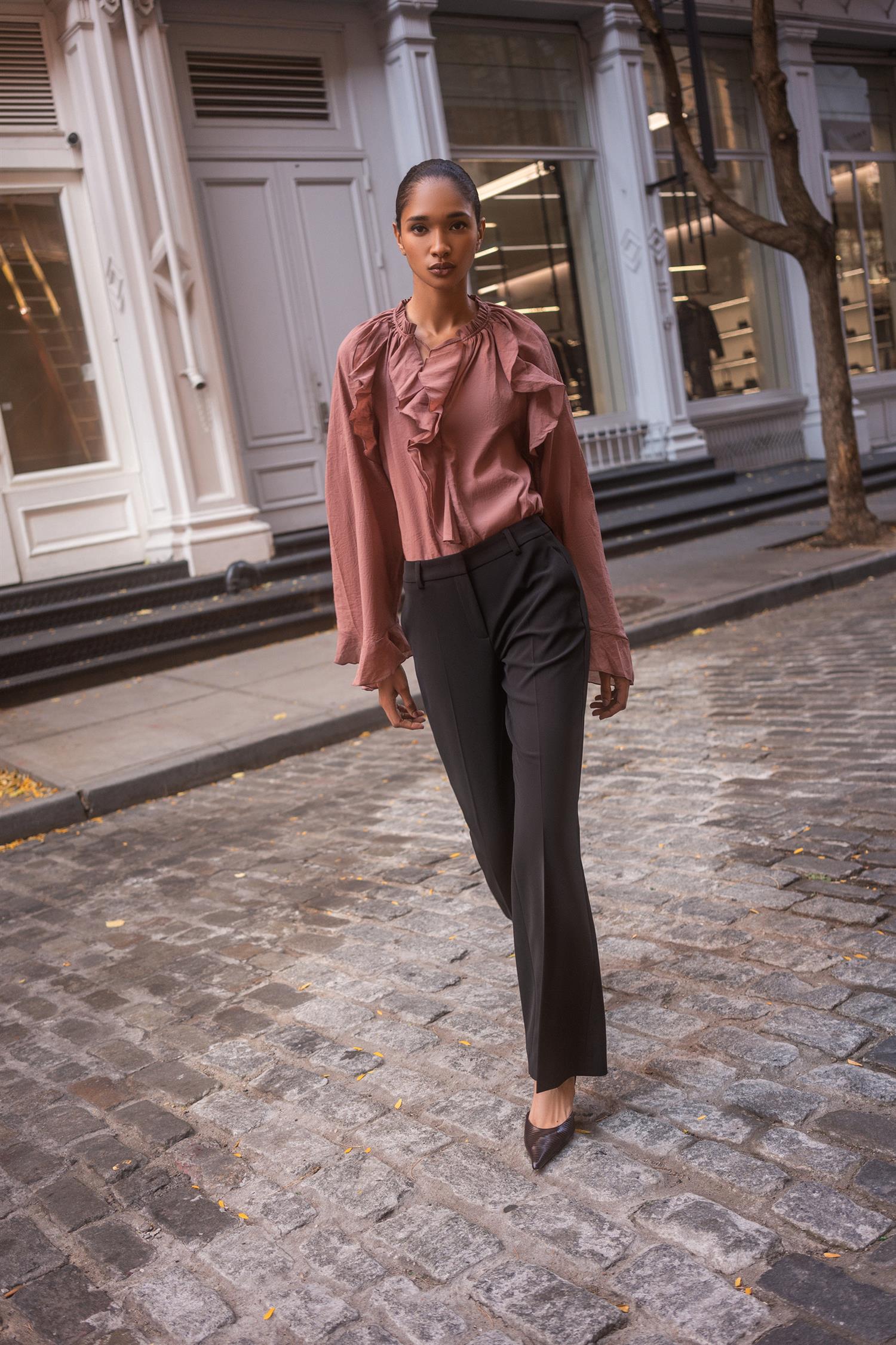 Seductive Rosie, sort