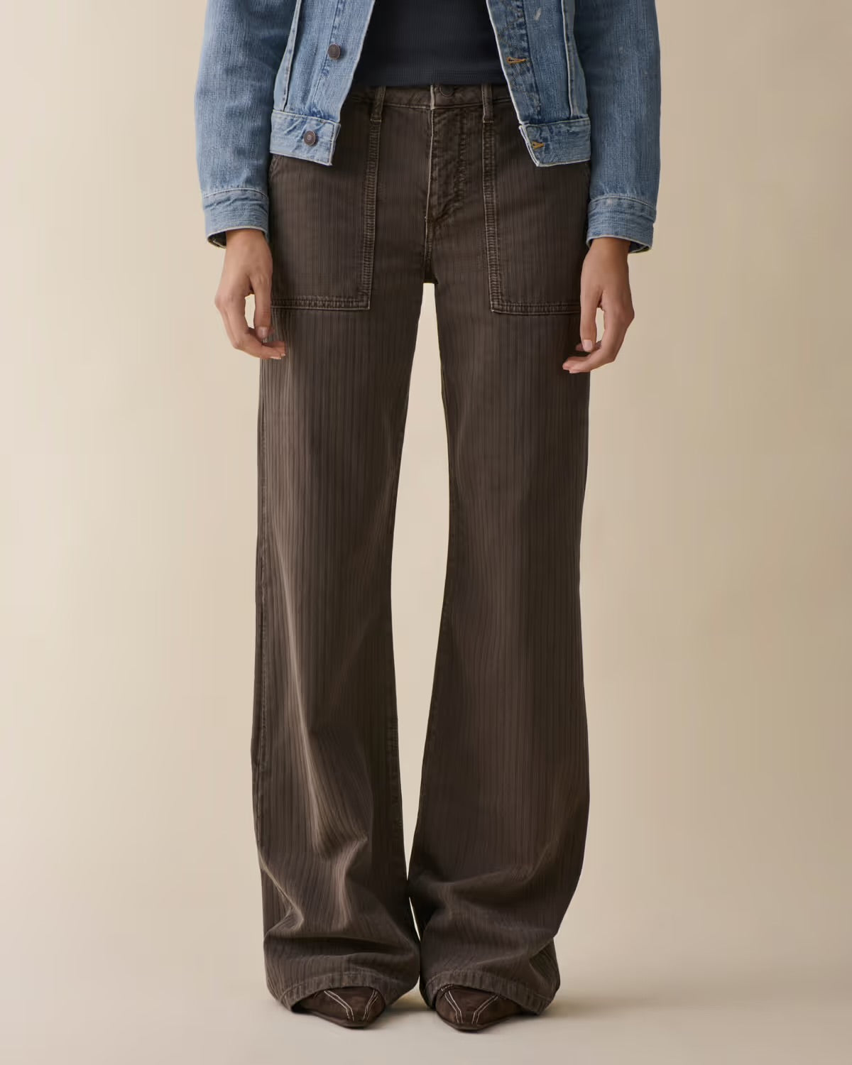 Jeanerica Guell, Chevron Brown