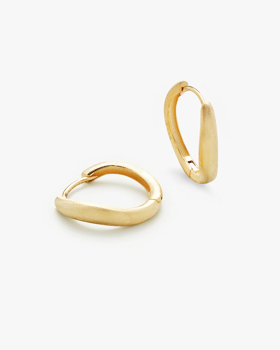 Philippa Studios Wave Satin Hoops Large, forgylt gull