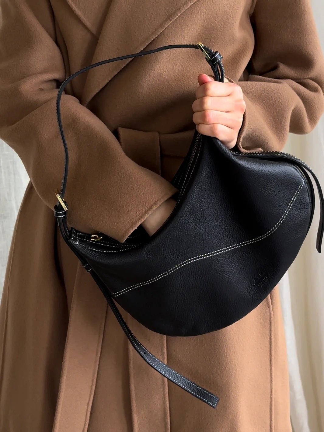 ATP Atelier  Liveri, black