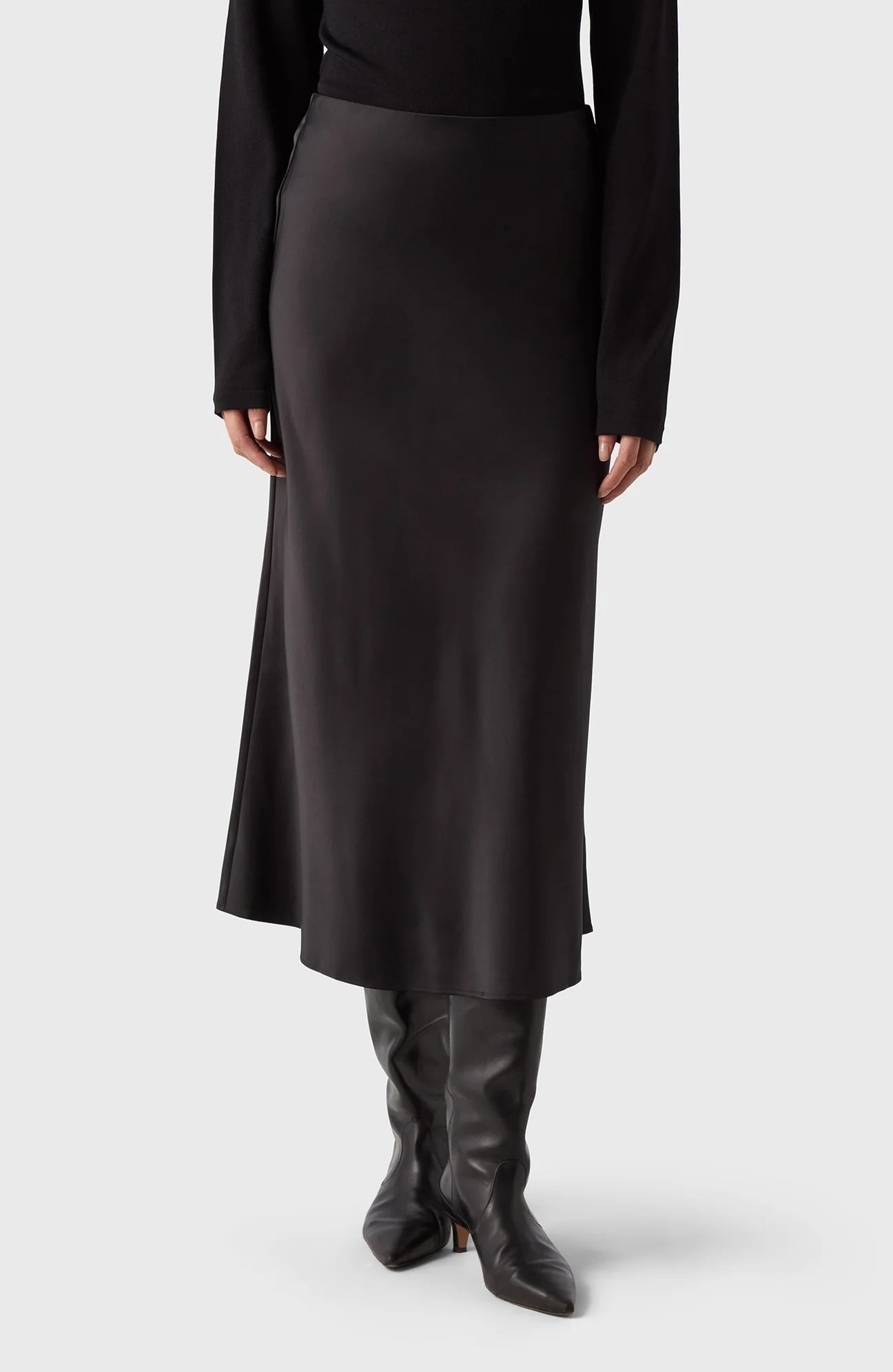 Marville Road Ally satin stretch skirt, sort