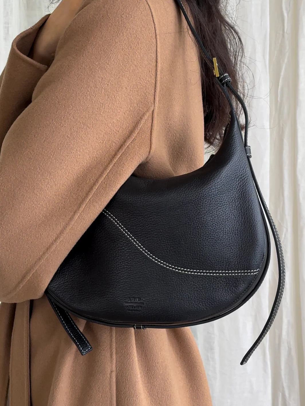 ATP Atelier  Liveri, black