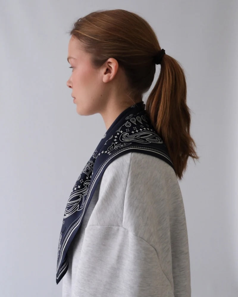 Lescarf Paisley scarf, Navy, black& white, 65x65