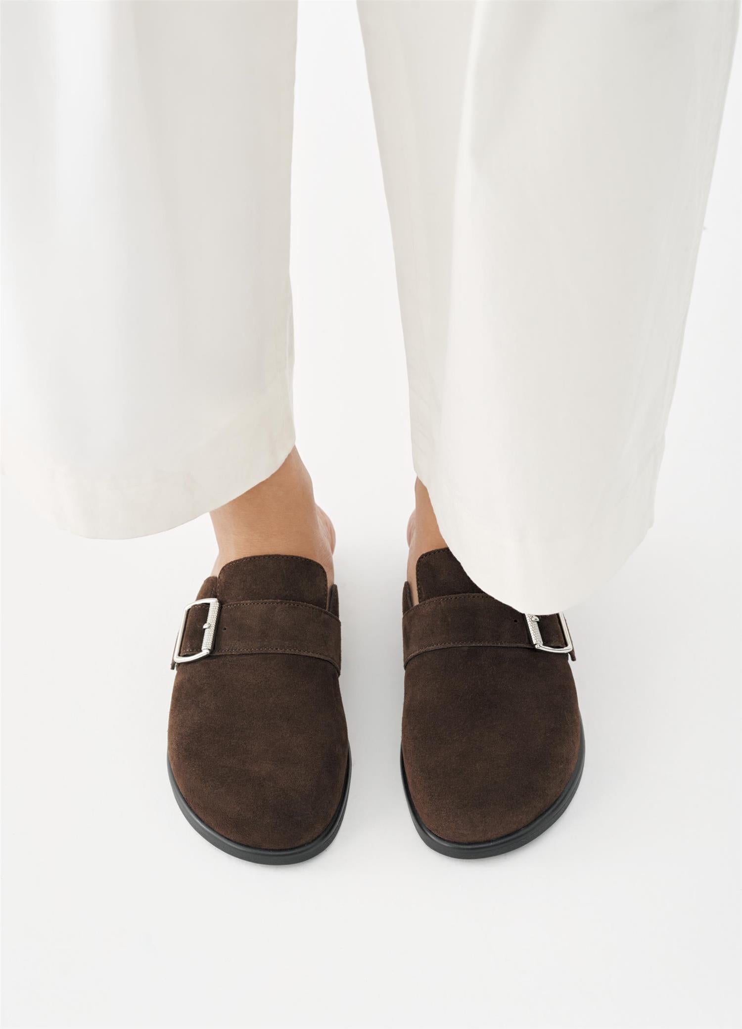 Vagabond Effie mule, java 26