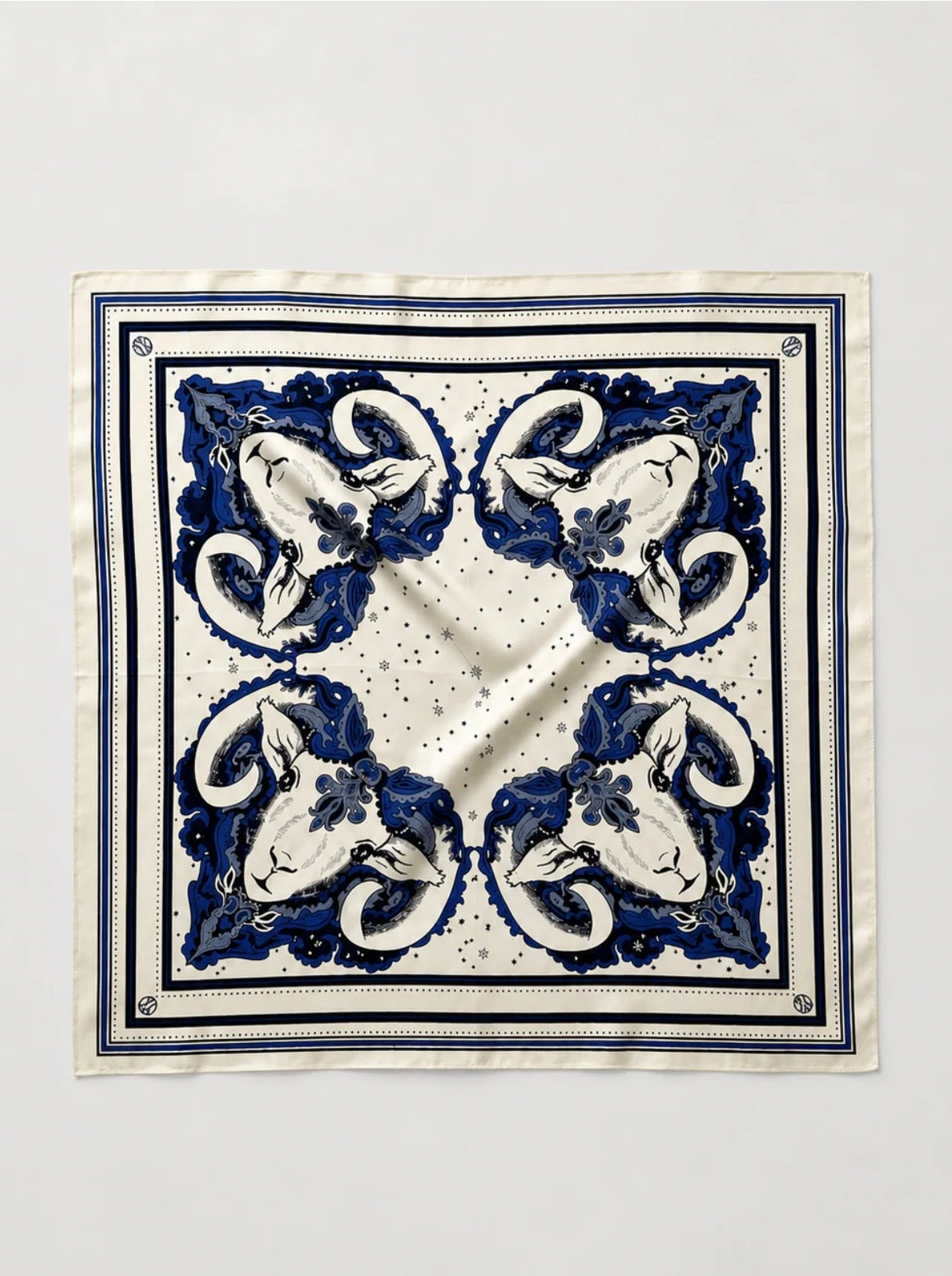 Lescarf Aries scarf 65x65, cream & blue