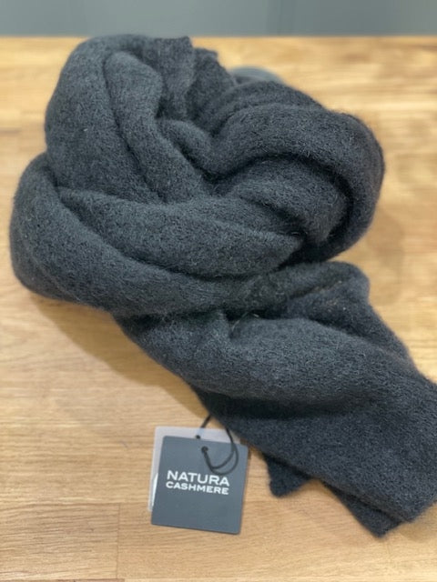 Susanna Basic Scarf, Black 724 Susanna Basic Scarf, Black 724