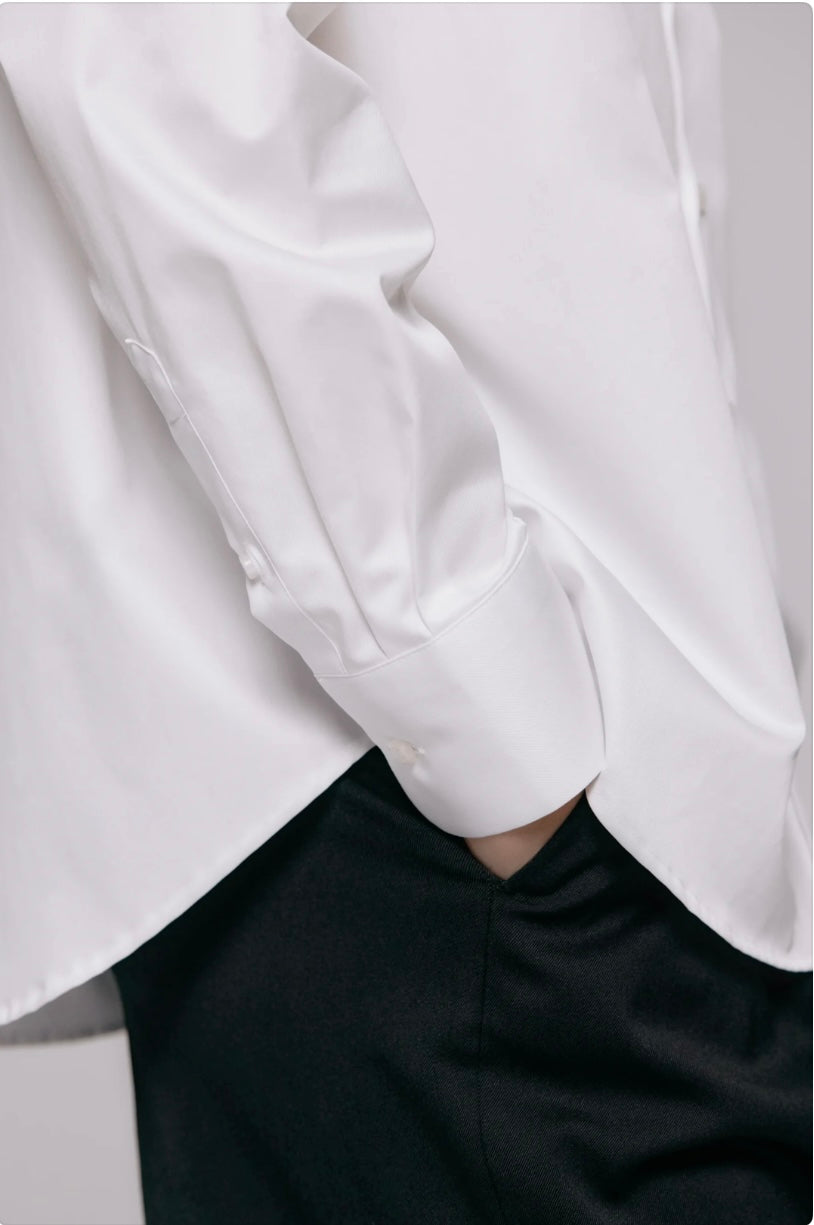 Julie Josephine Sofie, hvit