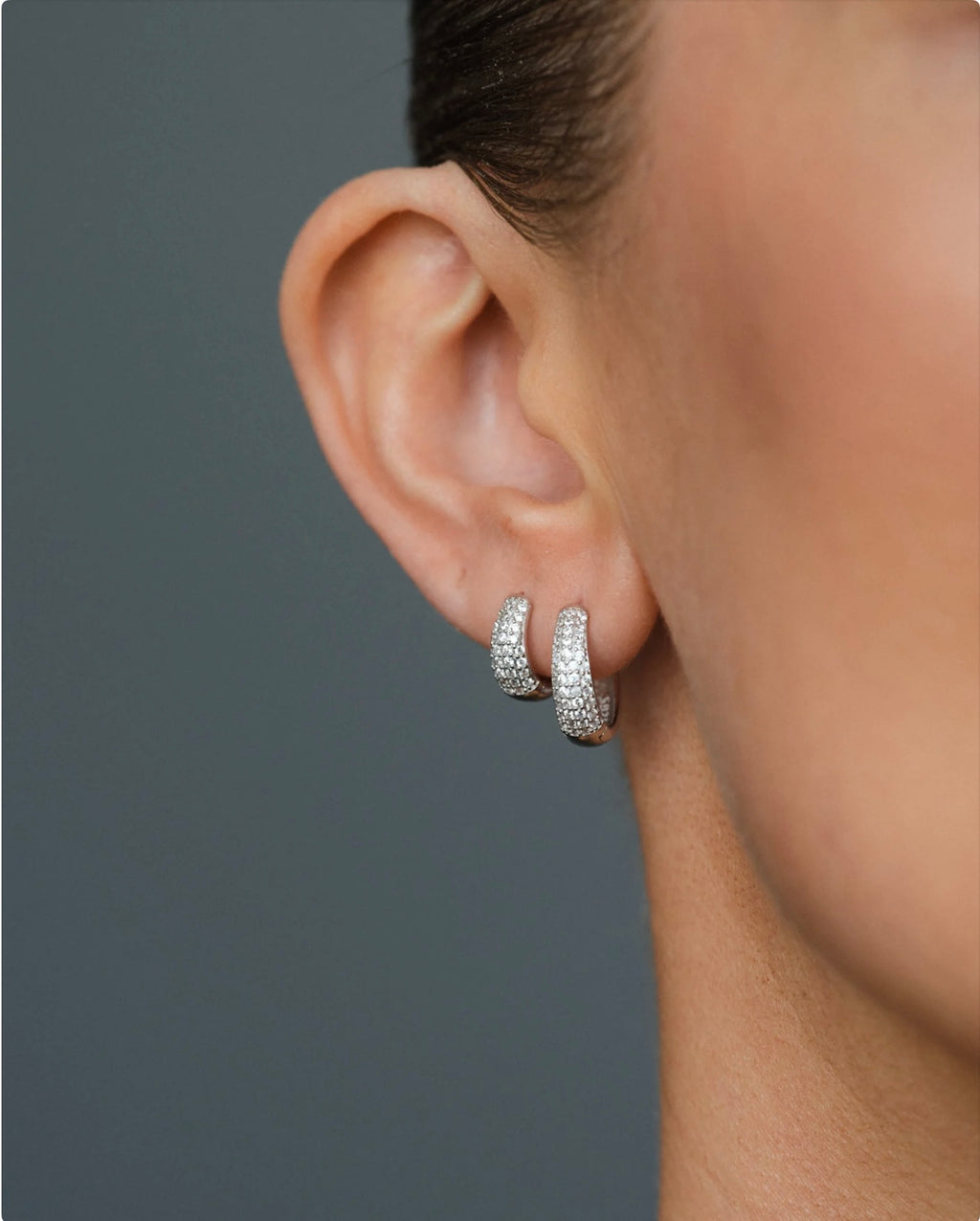 Philippa Studios Dome Pave Hoops Medium, sølv