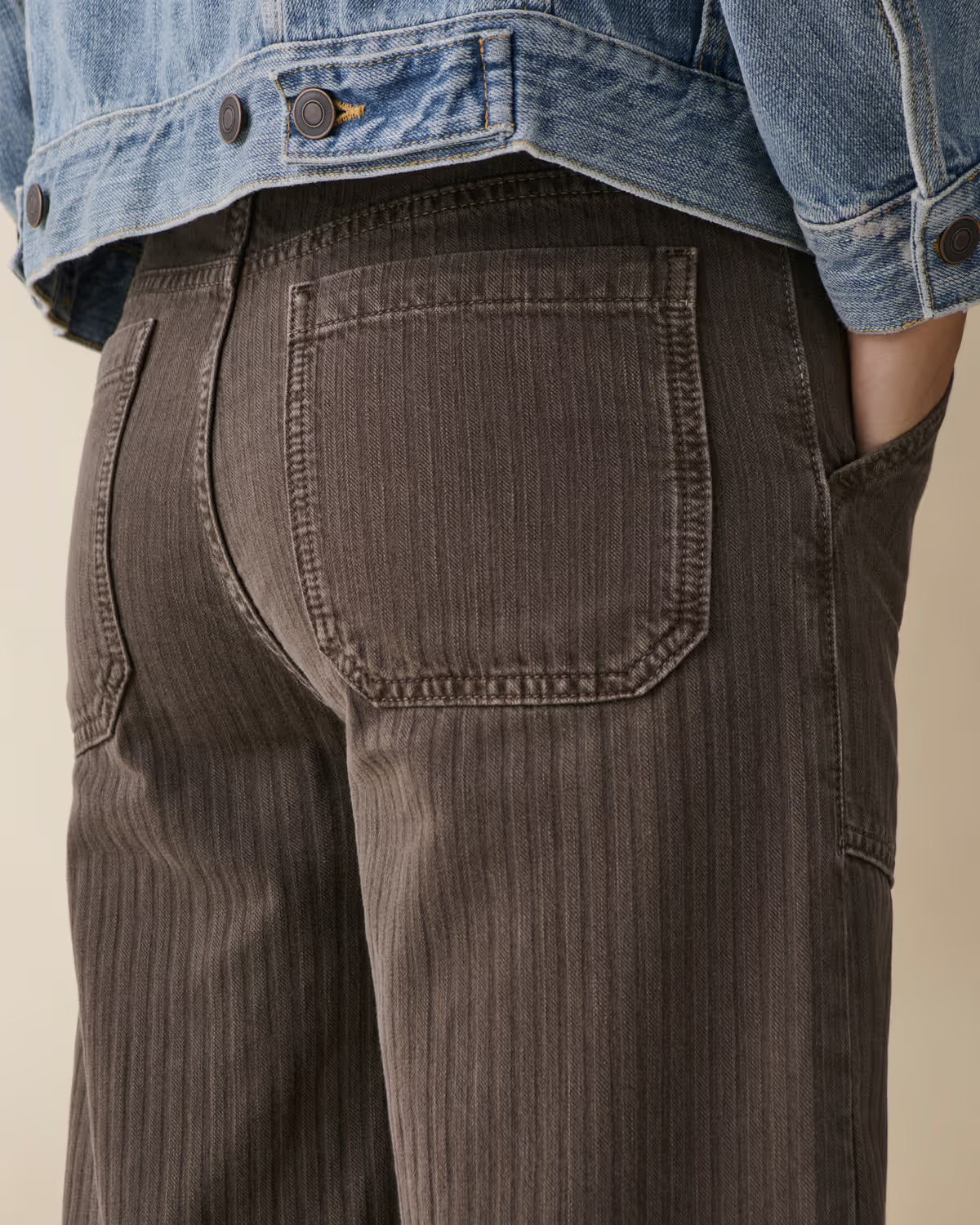 Jeanerica Guell, Chevron Brown