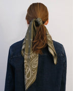 Lescarf Paisley scarf 65x65, Olive green