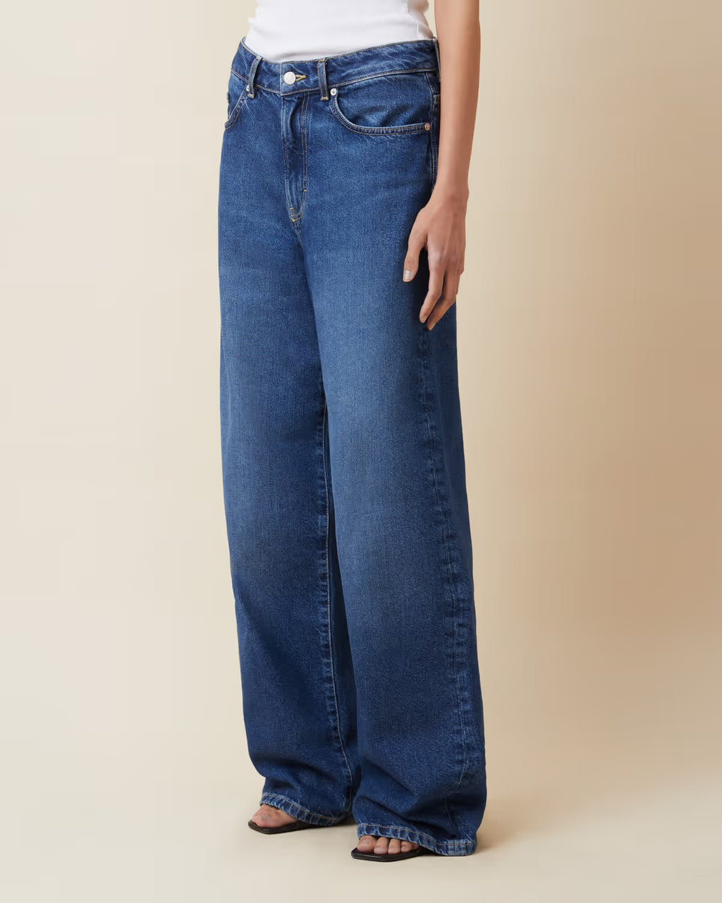 Jeanerica Belem, vintage 62