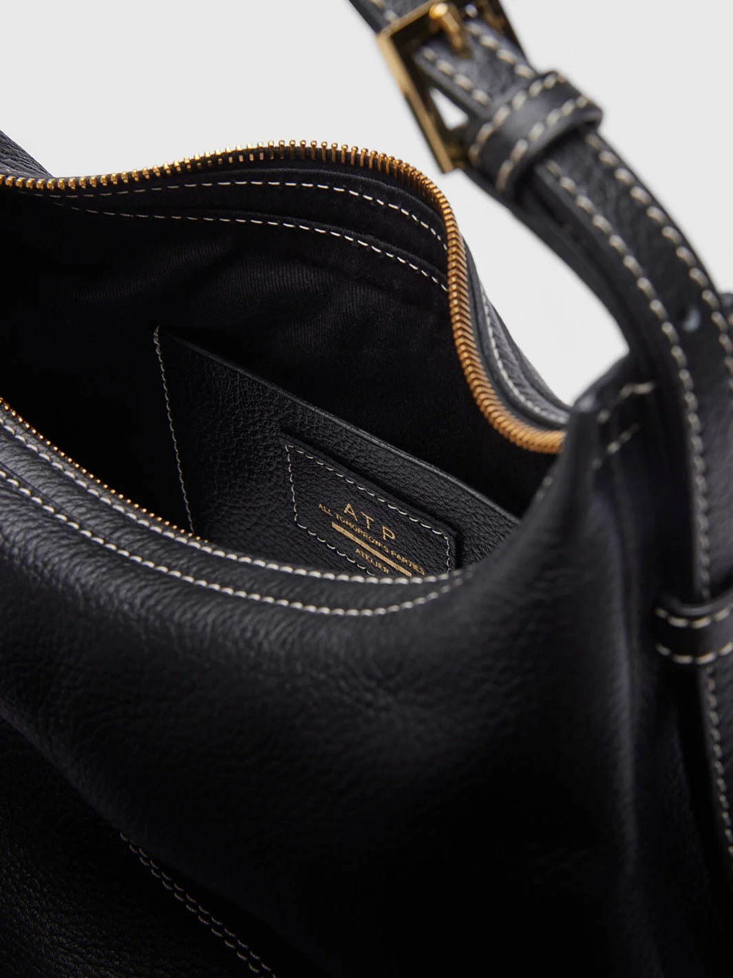 ATP Atelier  Liveri, black