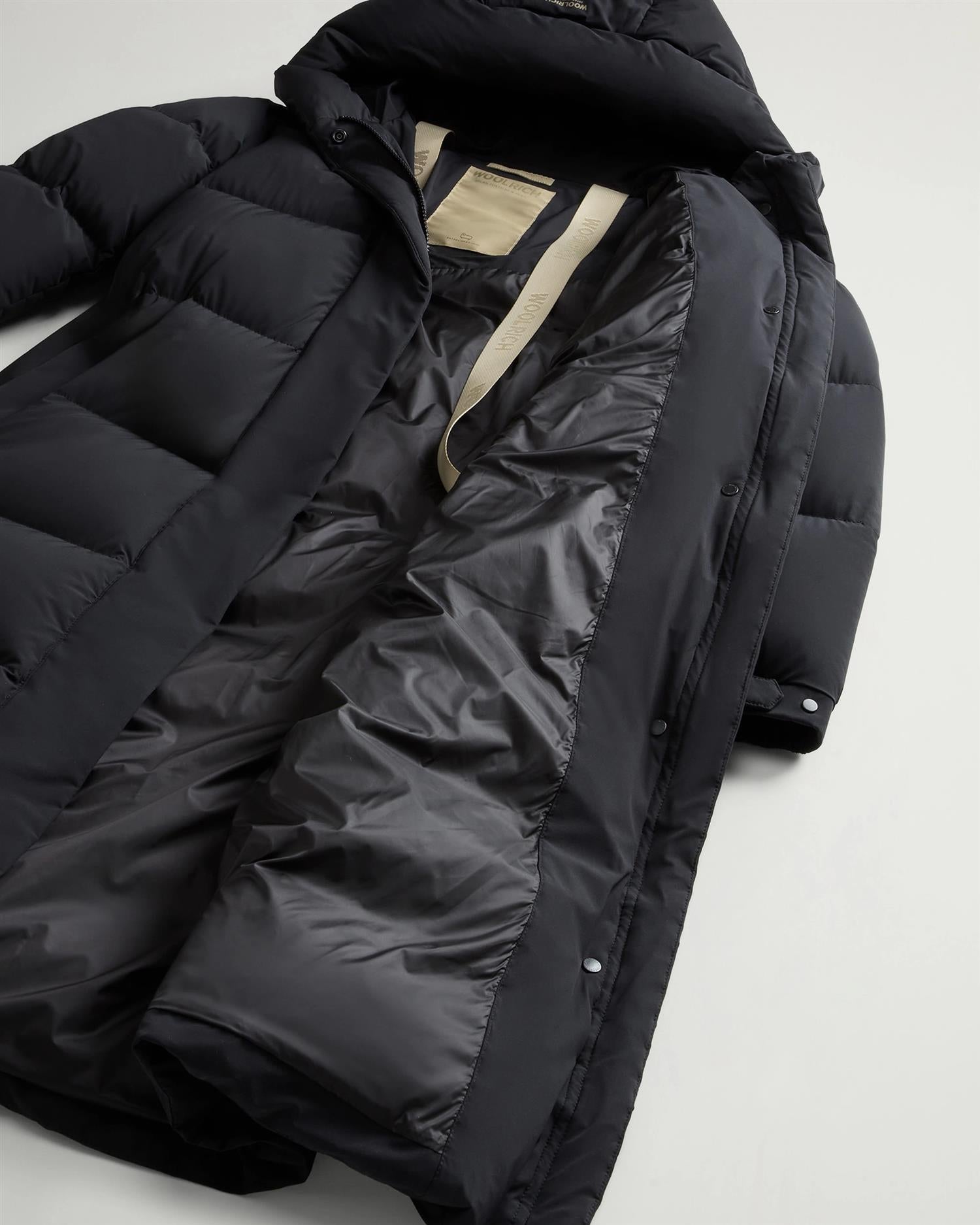 Woolrich Cloud Madison long coat, svart