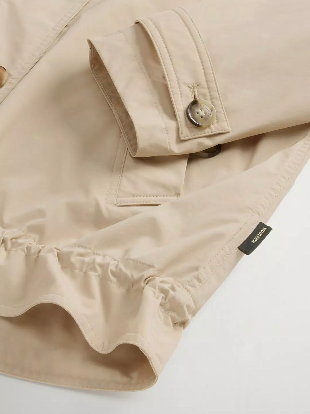 Woolrich Short urban touch parka, white pepper