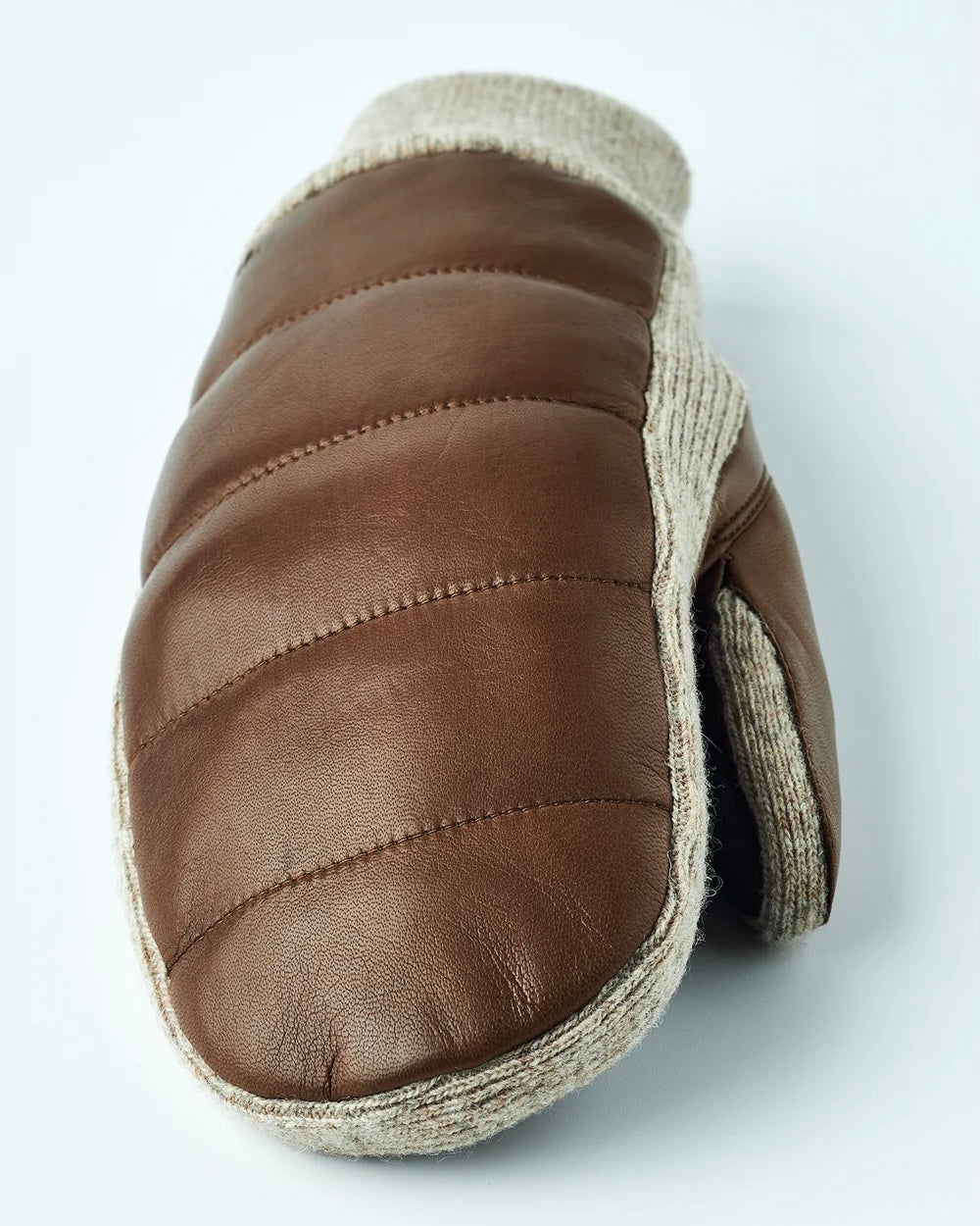 Hestra Jeanne mitt, light brown