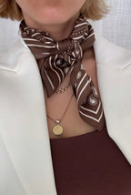 Lescarf Paisley scarf, Mocha mousse 65x65