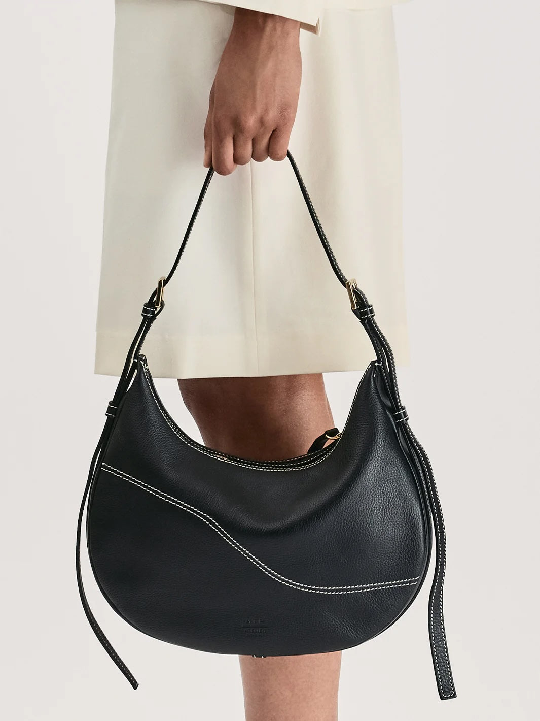 ATP Atelier  Liveri, black