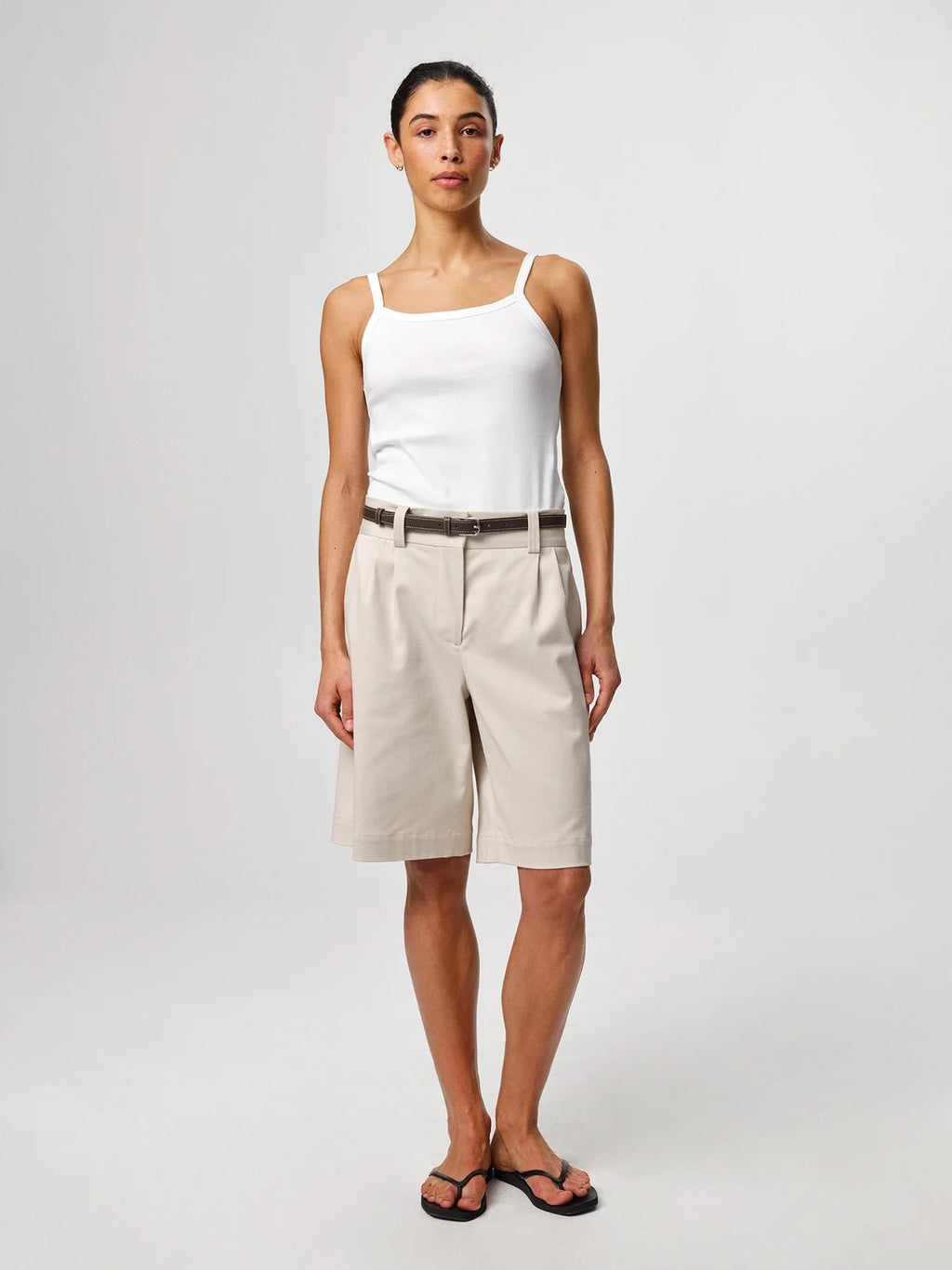 Julie Josephine Celina Shorts, Sand