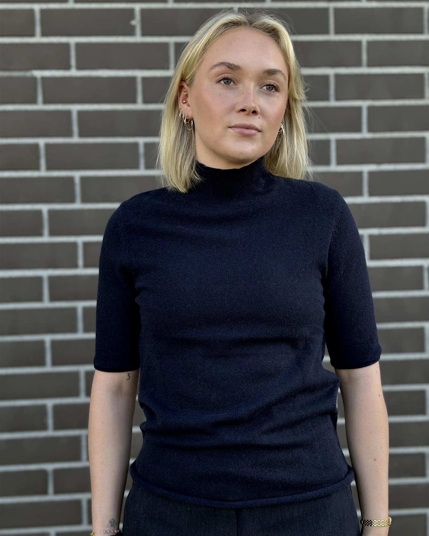 Notshy Madeleine, marine