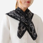 Lescarf Cashmere Paisley scarf 65x65, black