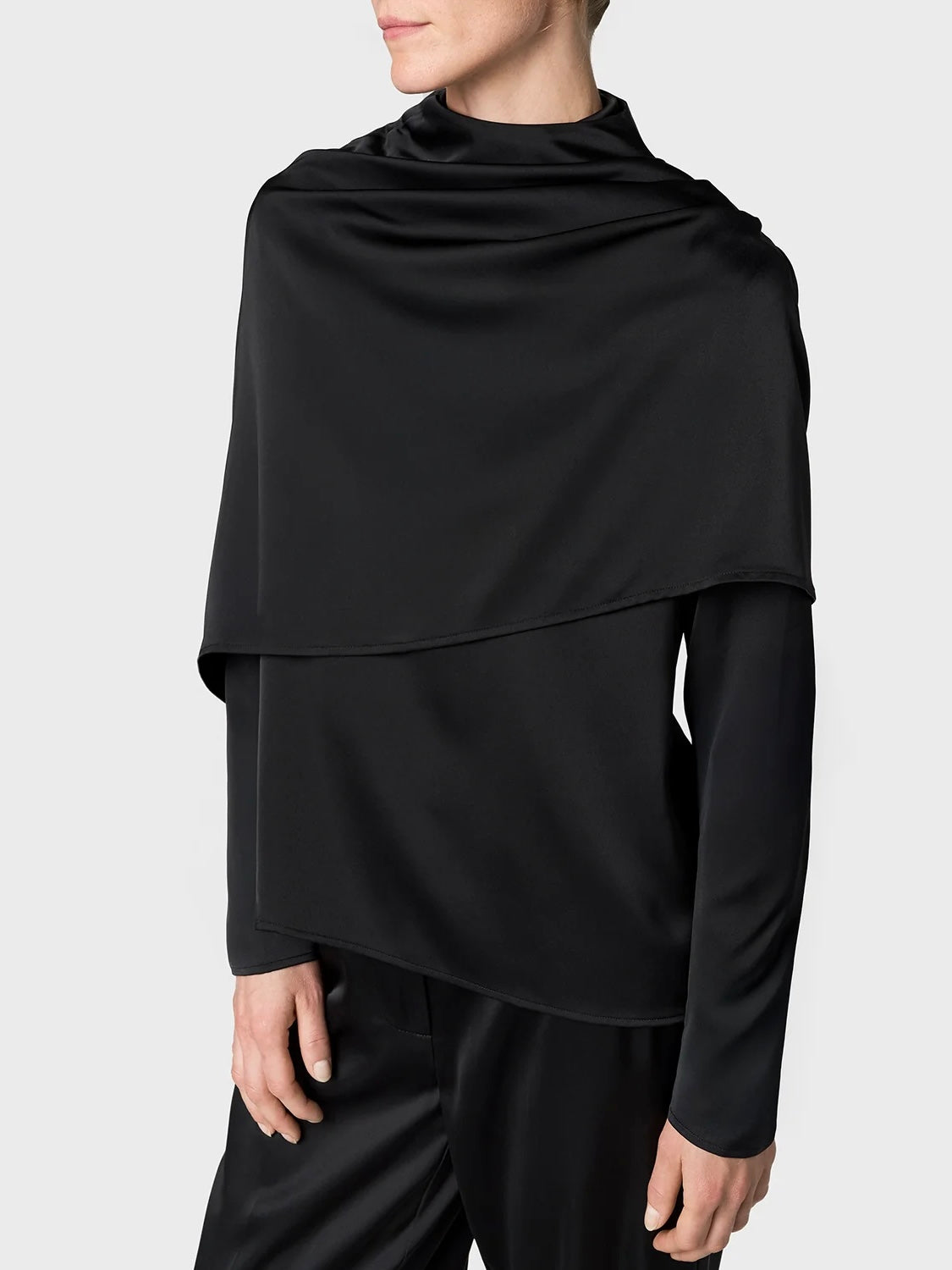 Marville Road The Sophia satin blouse, sort