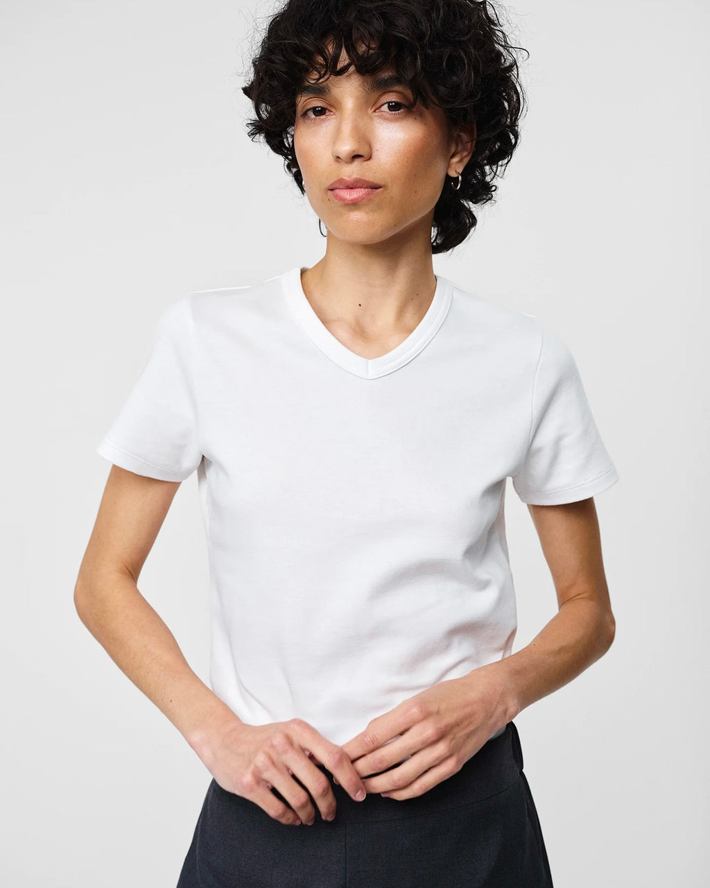 Julie Josephine Anette Tee, hvit