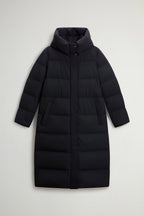 Woolrich Madison Quilted Coat, matt Stretch Nylon sort