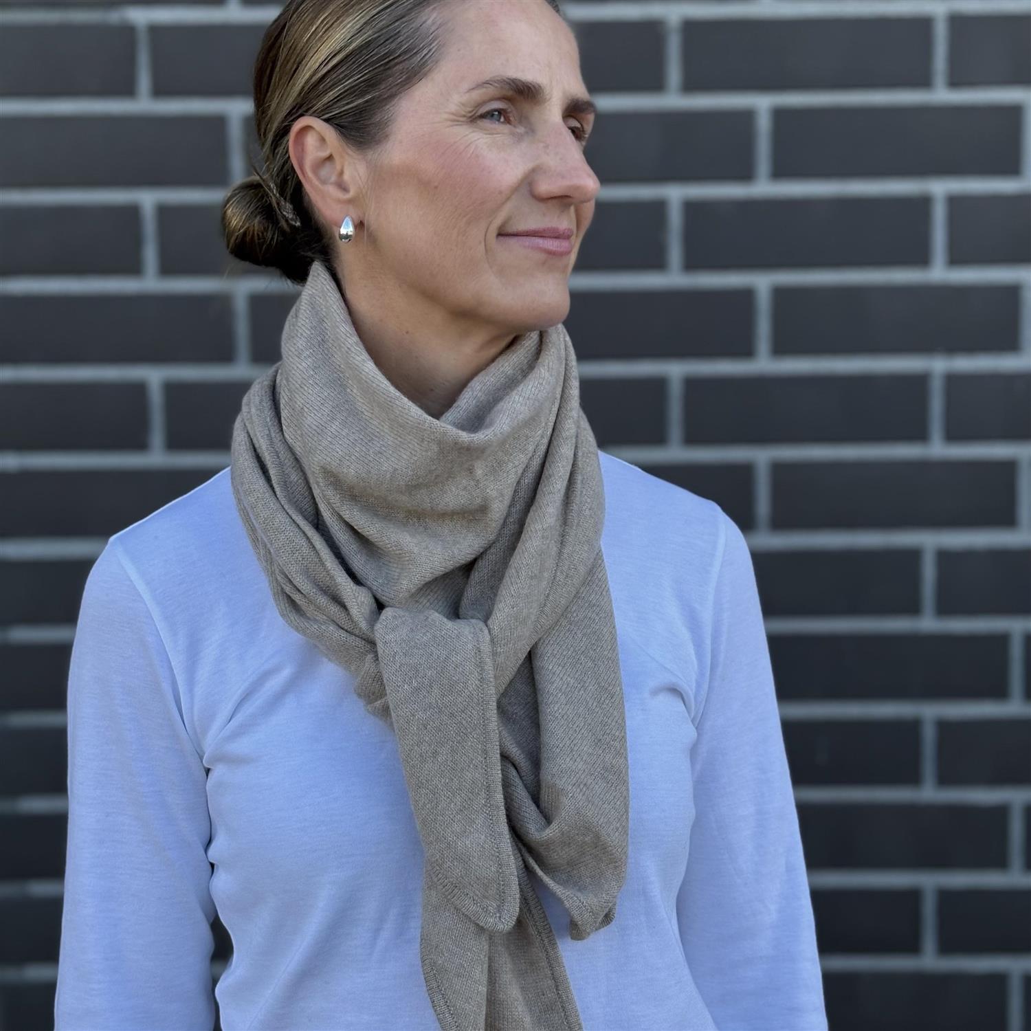 Notshy Eleonore skjerf, sand