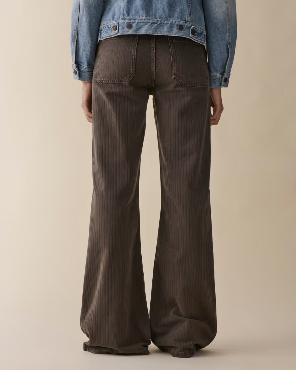 Jeanerica Guell, Chevron Brown