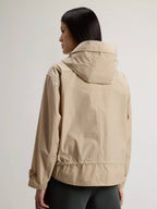 Woolrich Short urban touch parka, white pepper