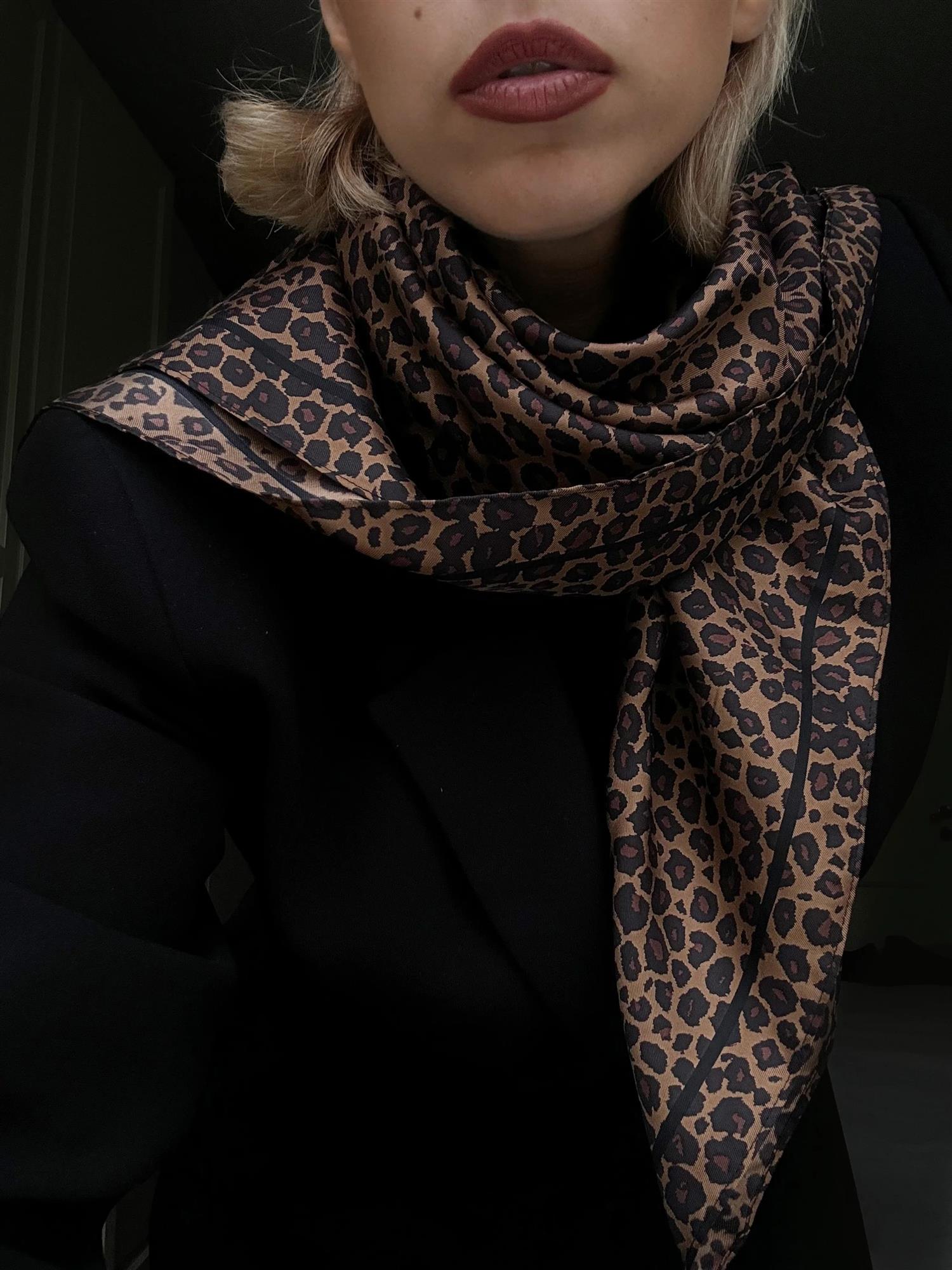 Lescarf Leo Scarf, Brown, 80x80