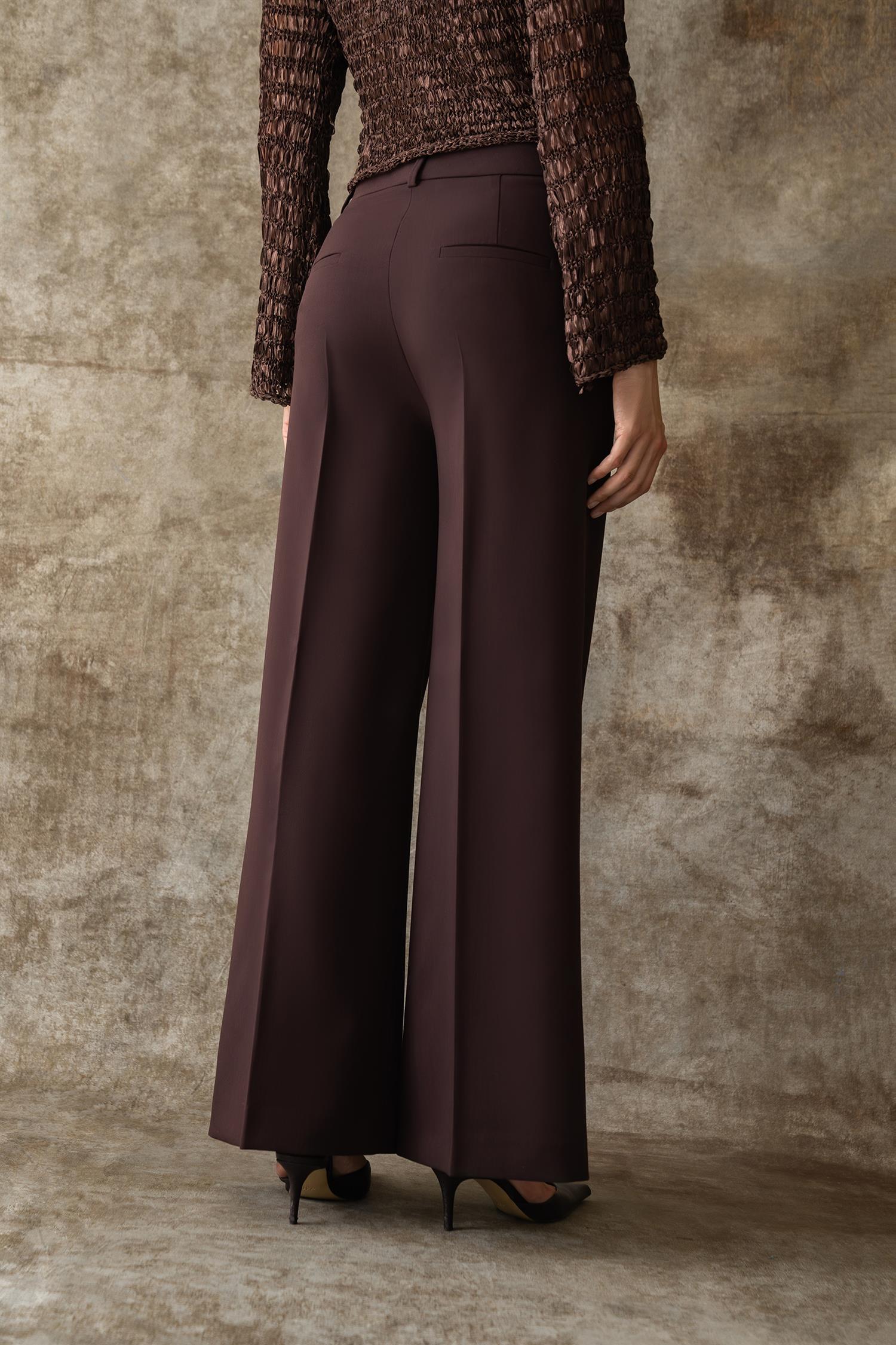 Seductive Shiloh Optical fine wool, barolo