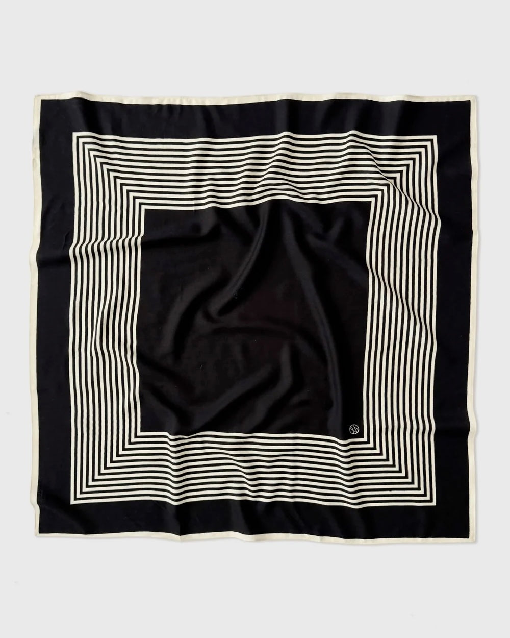 Lescarf Striped wool scarf, black & crean 90x90