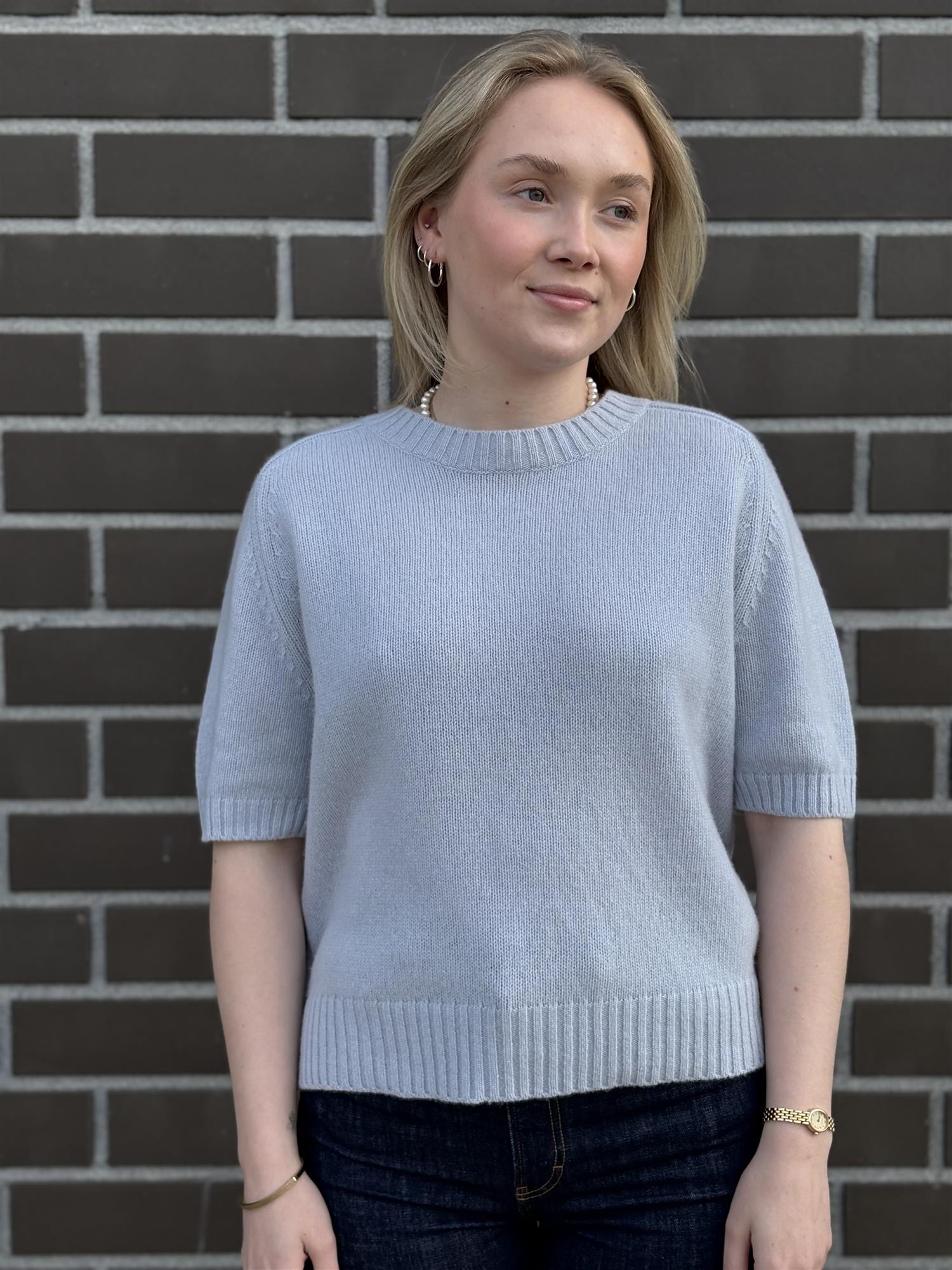 Bea t-shirt, dusty  blue Bea t-shirt, dusty  blue