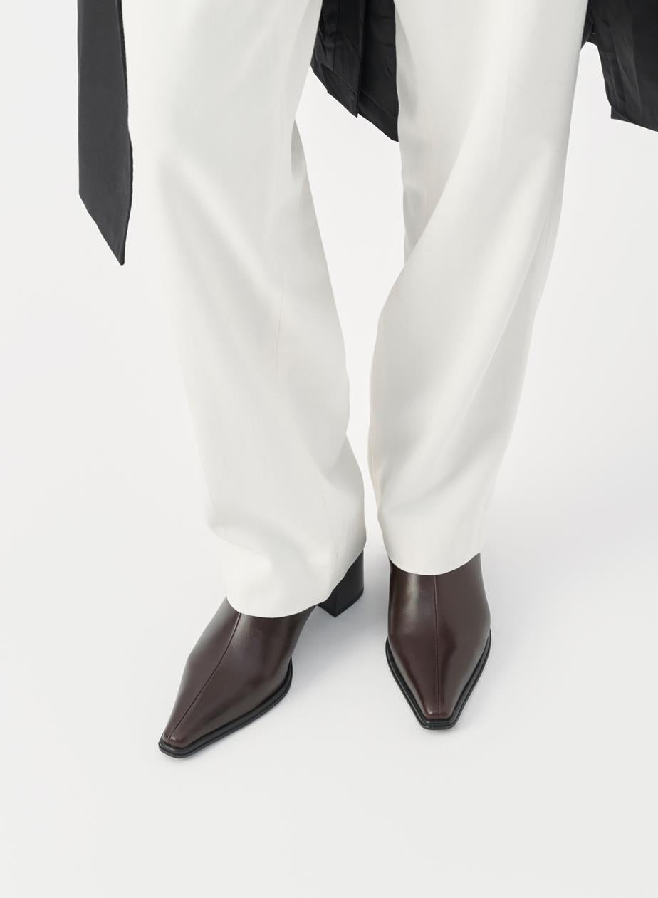 Giselle Skolett, Chocolate