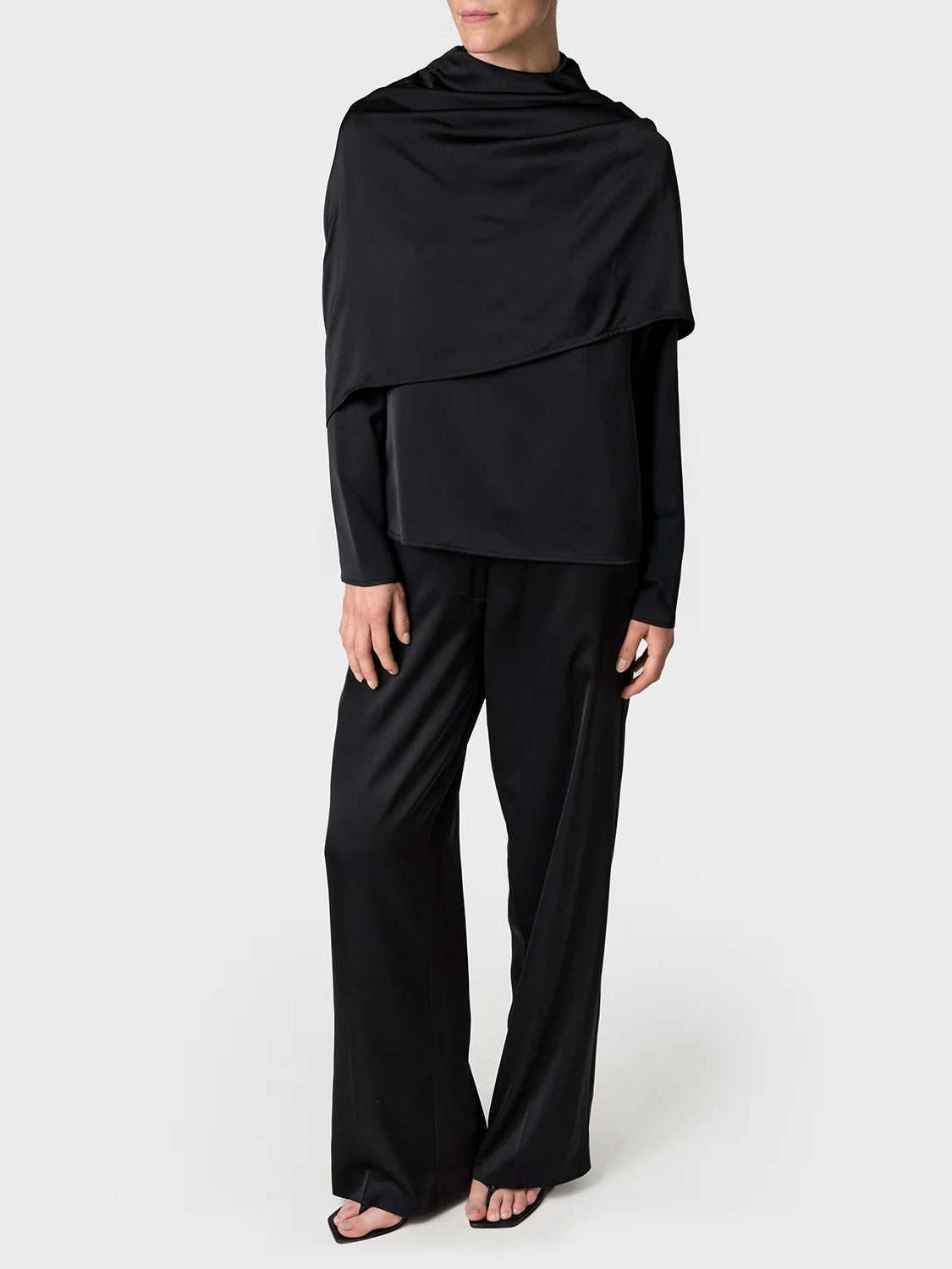 Marville Road The Sophia satin blouse, sort